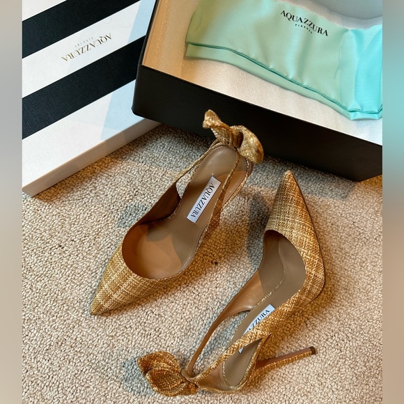 Aquazzura Shoes - Aquazzura Bow Tie Pump in Rafia